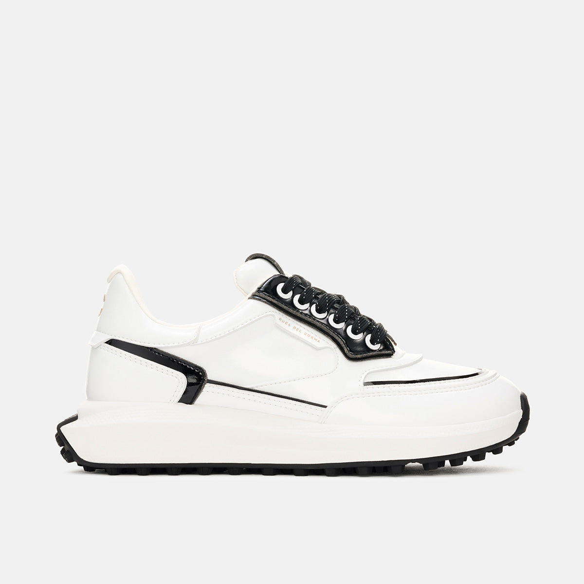 Olivera 2 - White/Black – Duca del Cosma Global
