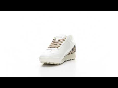 most comfortable womens golf shoes